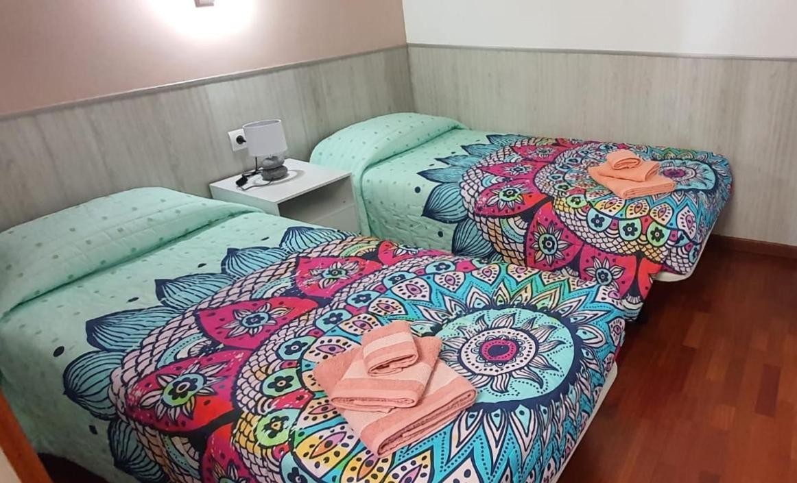 Apartamento Vilallonga Figueres  Exterior foto