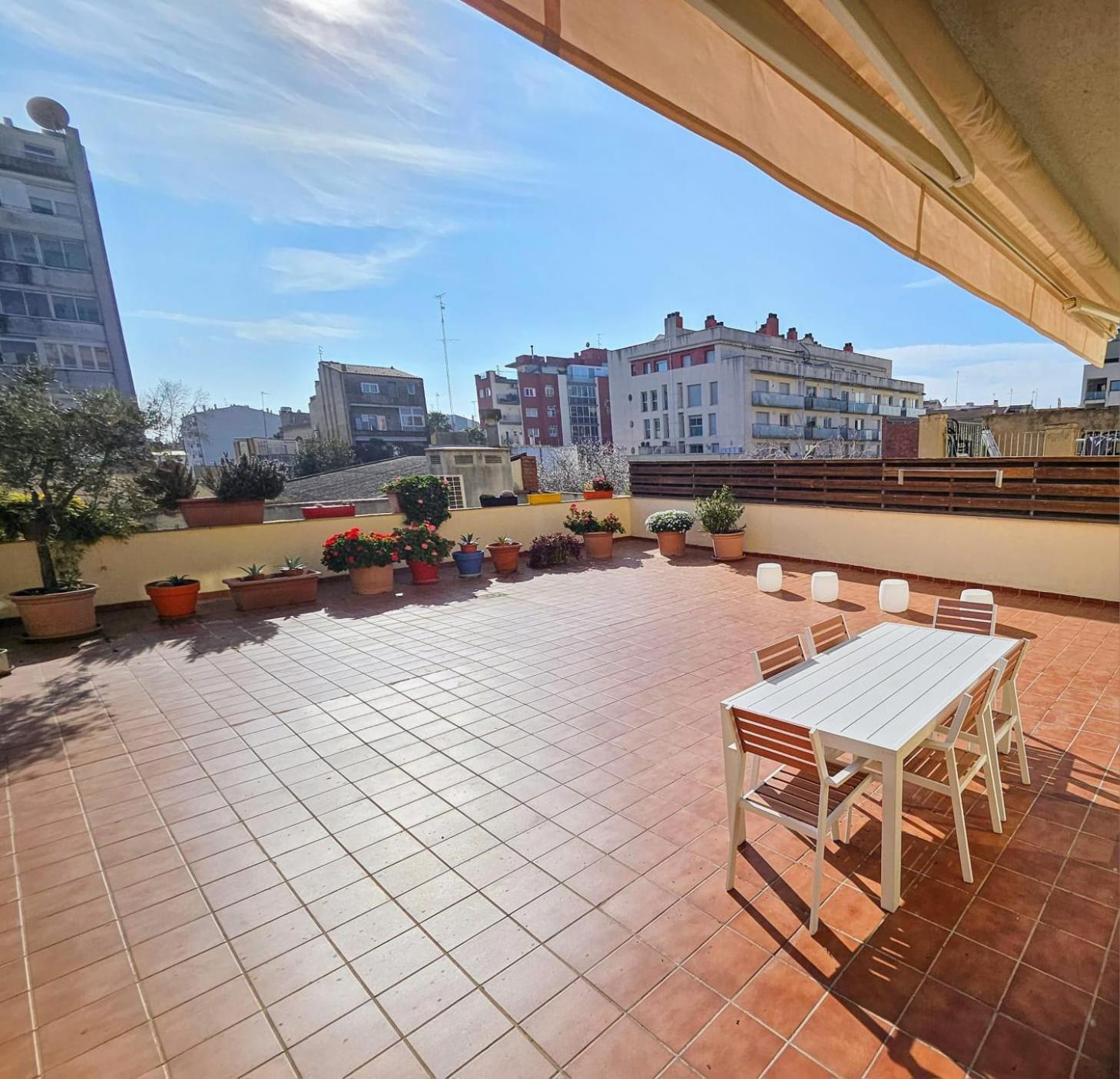 Apartamento Vilallonga Figueres  Exterior foto