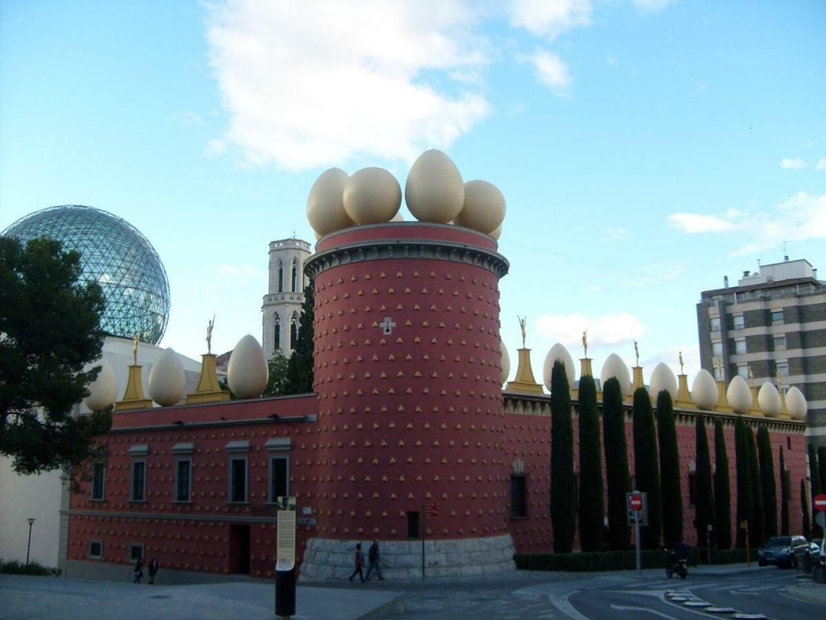Apartamento Vilallonga Figueres  Exterior foto
